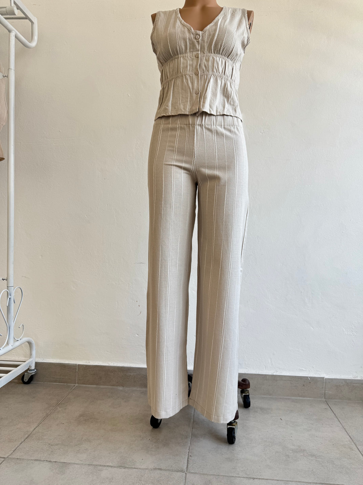 PANTALÓN DE LINO CHIC