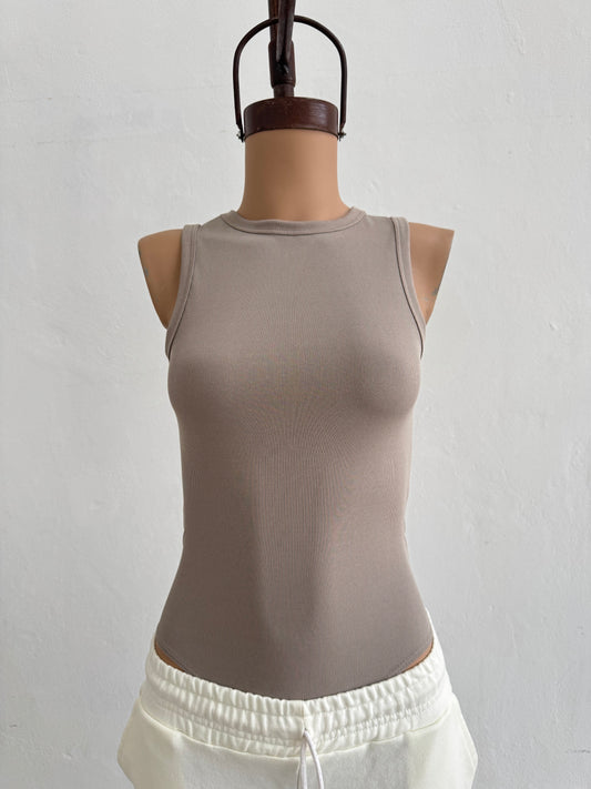 BODY CORTE MUSC BÁSIC