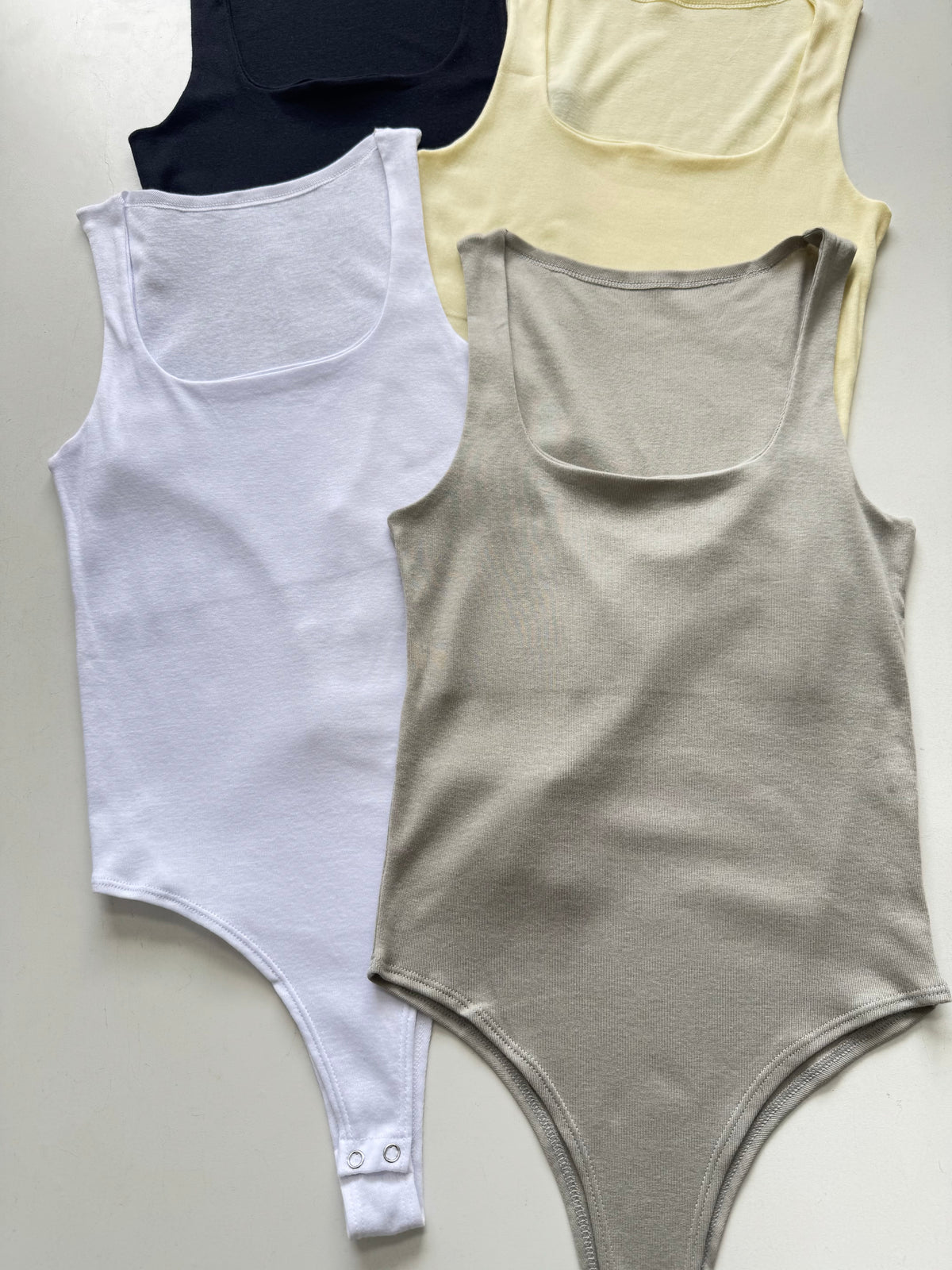 BODY CUELLO CUADRADO ALGODÓN