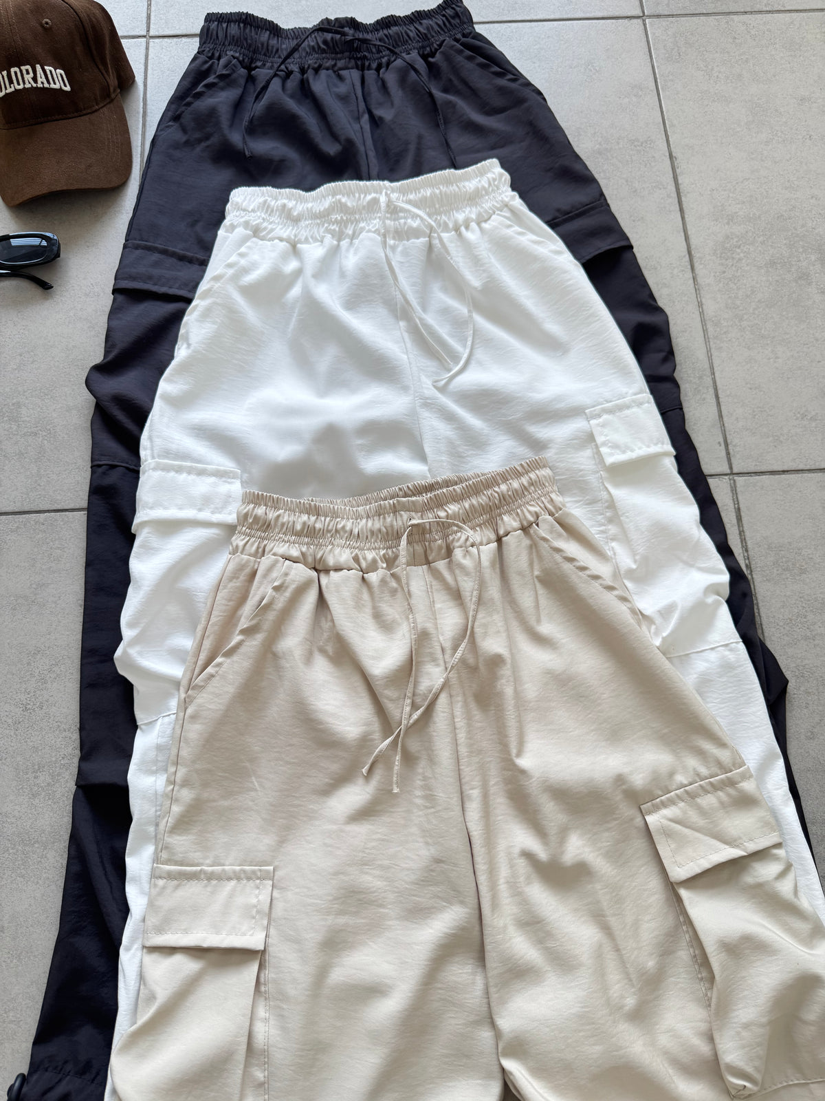 PANTALON PARCHUTTE