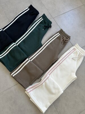 pantalón Adictas con tajo